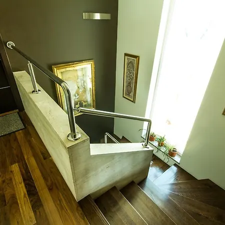 Dinka Vip Apartment