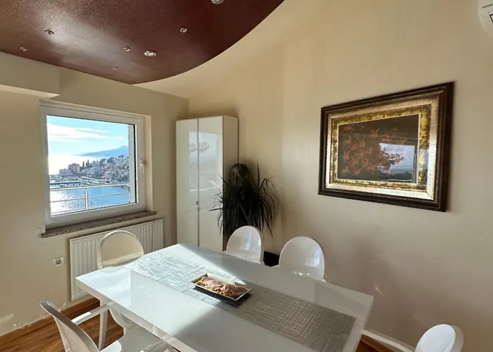 Dinka Vip Apartman *