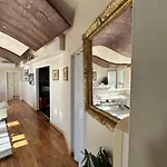 Dinka Vip Apartment *