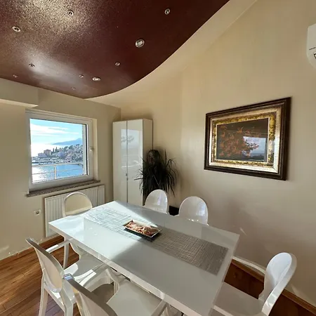 Dinka Vip Apartament *