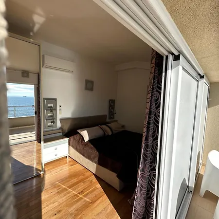 Dinka Vip Apartament