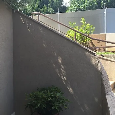 Apartament Dinka Vip *